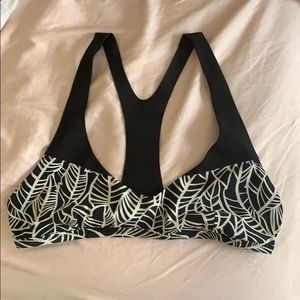 Lululemon Swim Top. Size 6